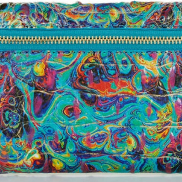 Authentic. New With Tags Brahmin CORDELIA WALLET - Picture 5 of 5